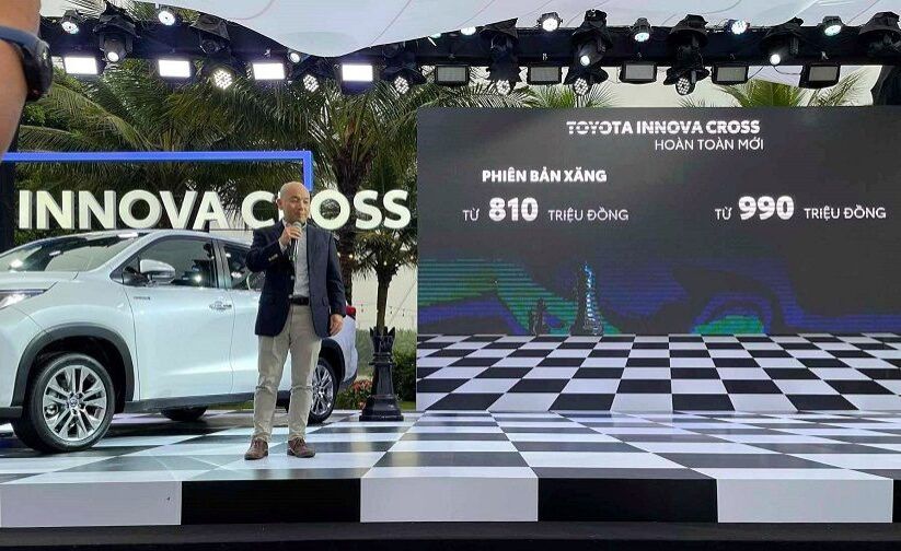 Toyota Innova Cross 2024