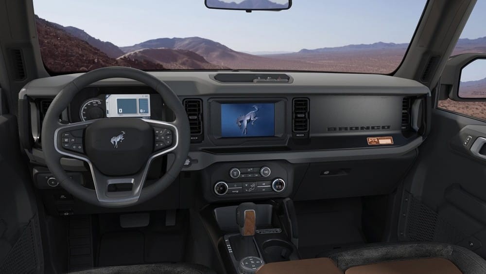 Diện kiến Ford Bronco RTR - Xe SUV độc nhất hành tinh với giá bán hơn 23 tỷ đồng