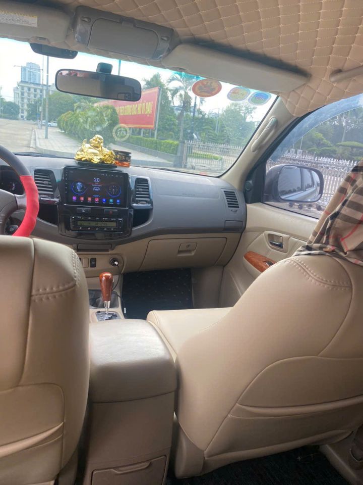 CHÍNH CHỦ CẦN  BÁN XE TOYOTA 2010