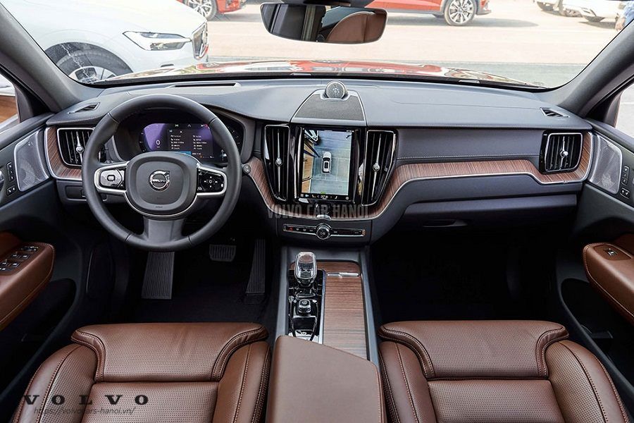 Nội thất Volvo XC60 2025