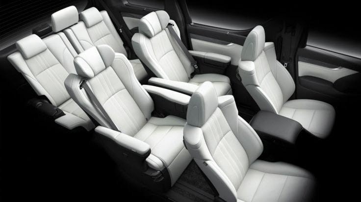 Cấu hình 7 chỗ của Lexus LM 350 2021.