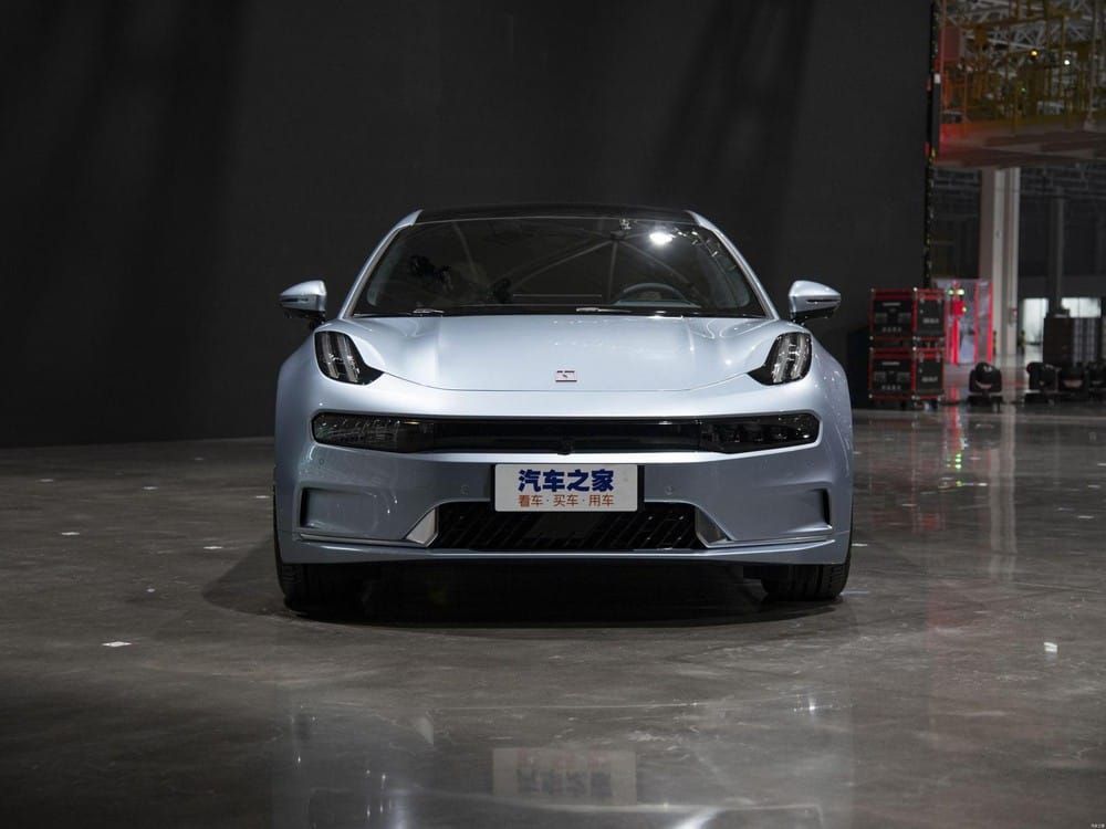 Đầu xe Geely Zeekr 001