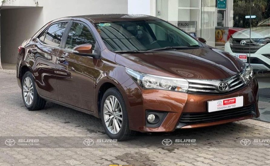 TOYOTA COROLLA ALTIS 1.8G (CVT) 2014