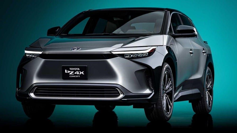 Phía trước của Toyota bZ4X Phía trước của Toyota bZ4X