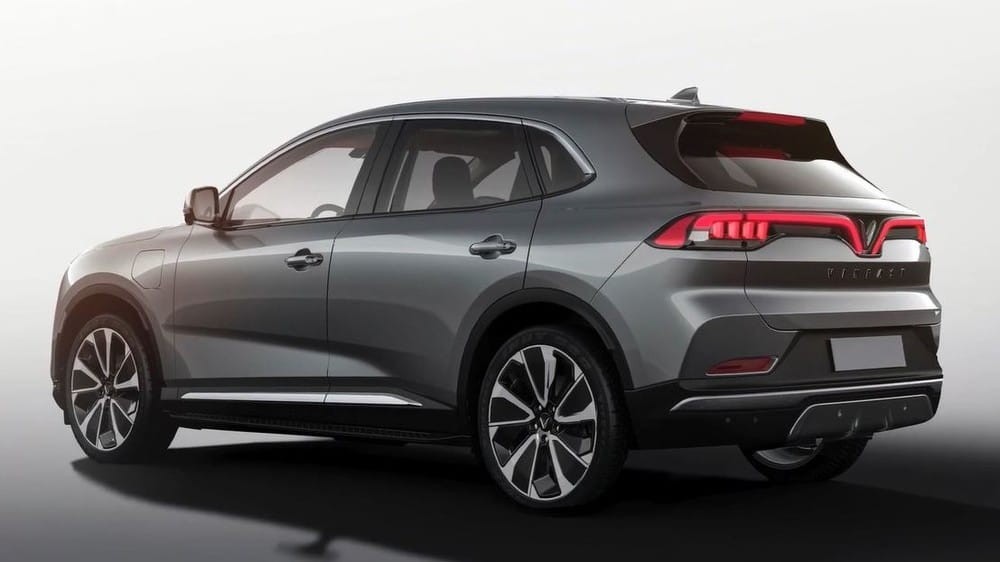 VinFast VF e35 có nhiều đường nét thiết kế tương tự với VinFast Lux. VinFast VF e35 có nhiều đường nét thiết kế tương tự với VinFast Lux.