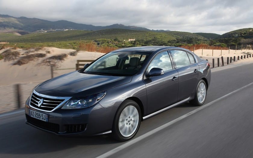 Đánh giá chi tiết xe Renault Latitude 2020: Giá, thông số kỹ thuật