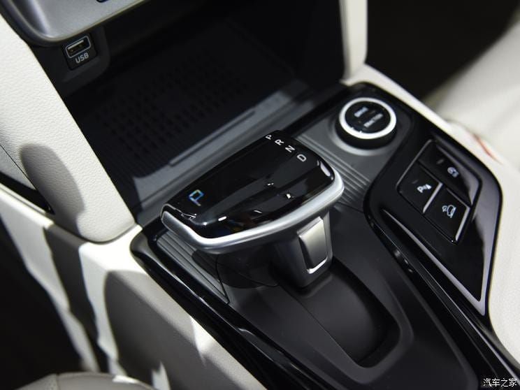 Hyundai ix35 2021 - phiên bản khác cả tên lẫn thiết kế của Tucson