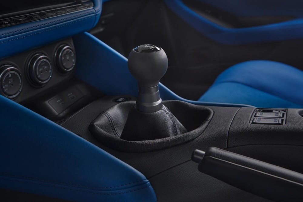 Xe có cả hộp số sàn lẫn hộp số tự động