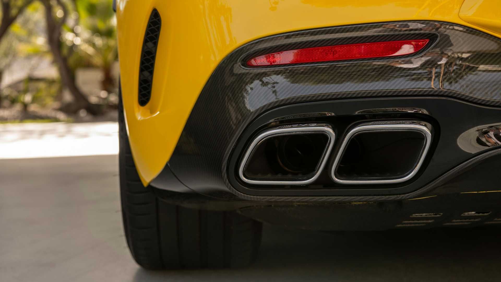 Ống xả Mercedes-AMG SL63 2022