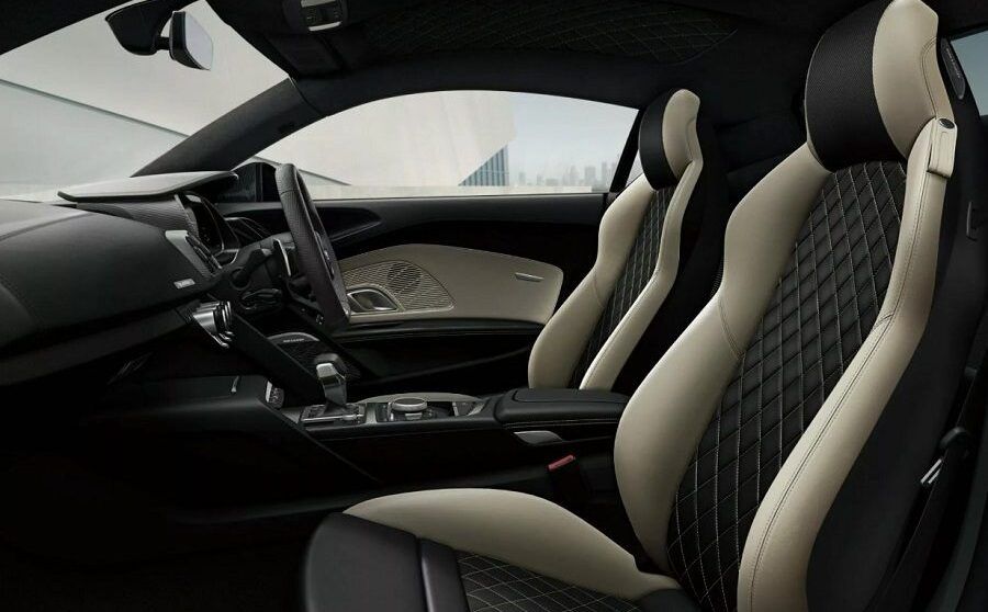 Nội thất Audi R8 Coupe Japan Final Edition