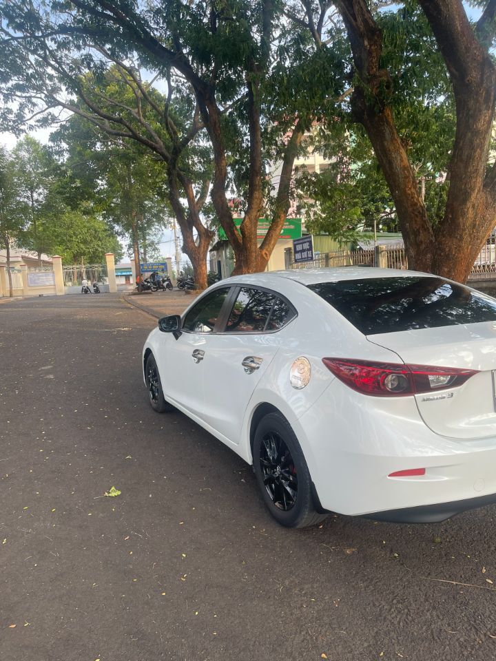 Chính chủ cần bán xe  Mazda 3 - 2016