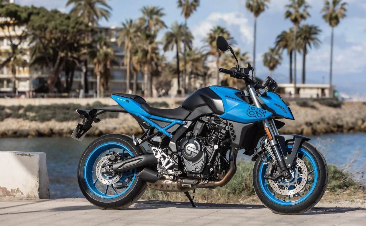 Suzuki GSX-8S 2023 Đánh giá: Thông số, Giá xe và Hiệu suất