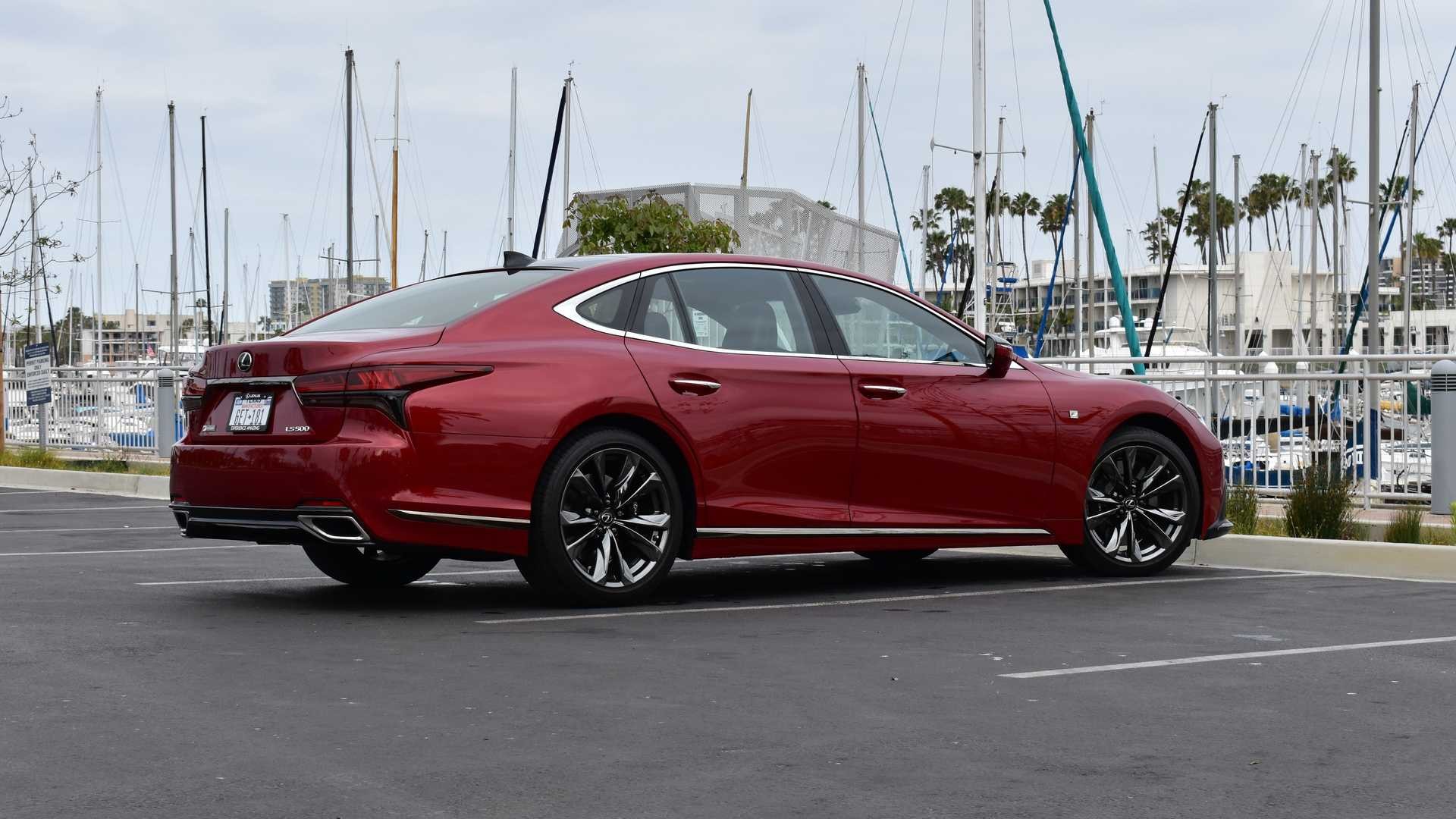 Lexus LS 500 2021 phiên bản F Sport