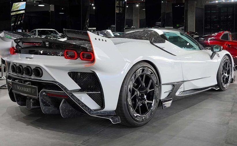 F9XX Tempesta Celeste được độ chế Ferrari SF90 Spider bởi Mansory