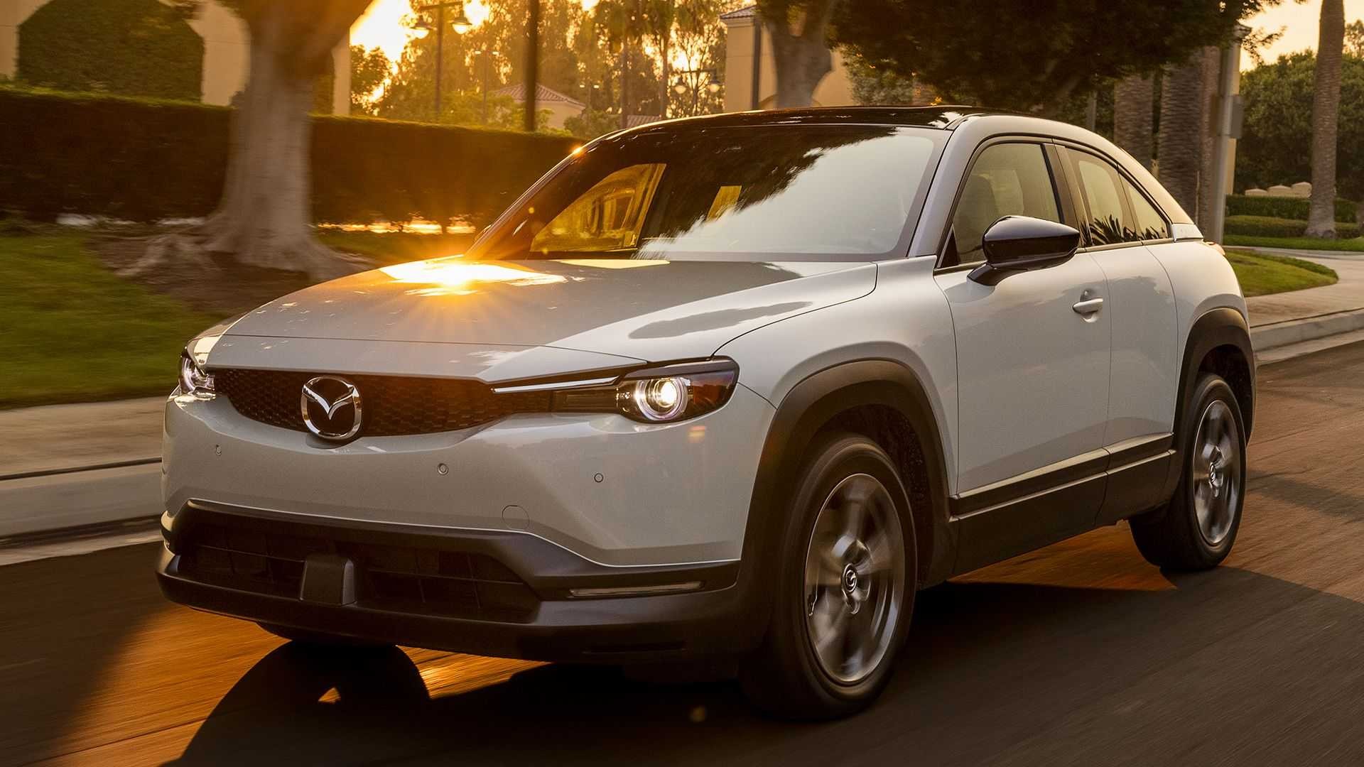 Mazda MX-30 EV 2022 đánh giá xe điện: Với một diện mạo khác . Đánh giá