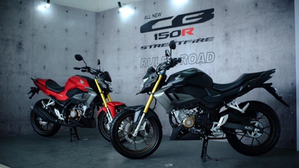 Naked bike cỡ nhỏ Honda CB150R Streetfire chính thức ra mắt phiên bản 2021 với giá chưa đến 50 triệu