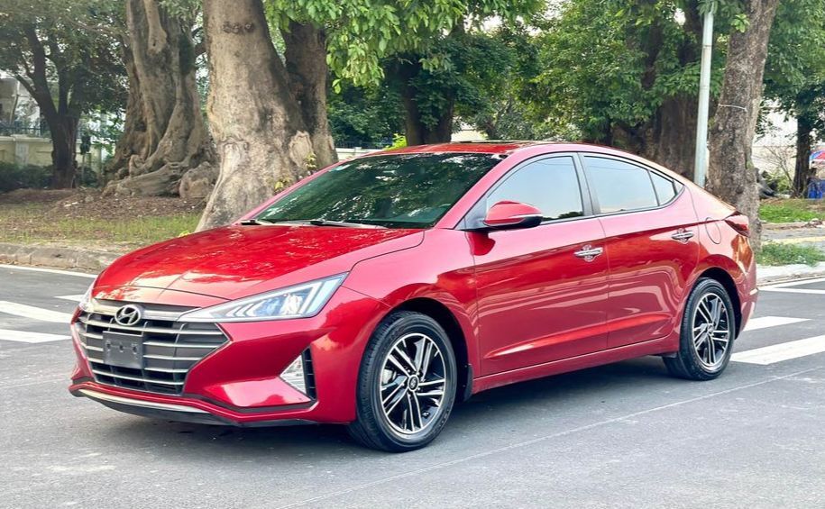 Bán Hyundai Elantra 1.6 AT cũ