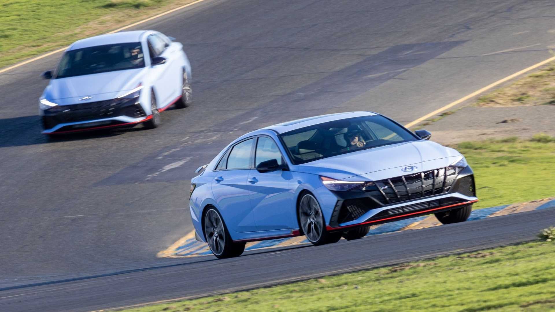GIá xe Hyundai Elantra N 2022