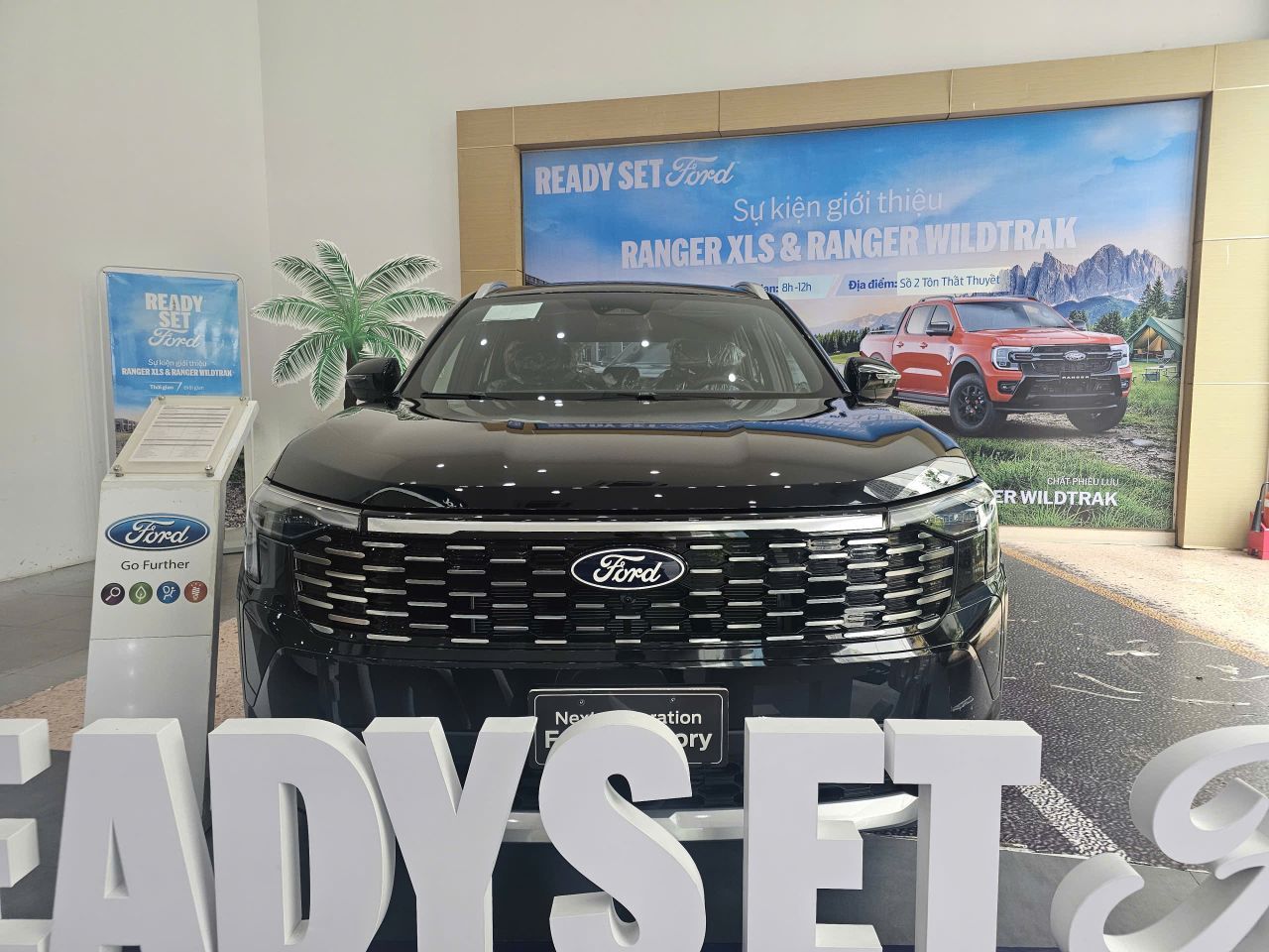 Khi Đẳng Cấp Lên Tiếng: Ford Territory Màu Đen - Sự Lựa Chọn Của Bản Lĩnh!