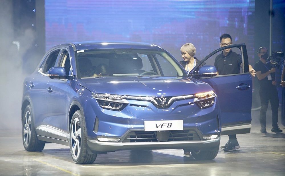 lễ bàn giao xe VinFast VF 8