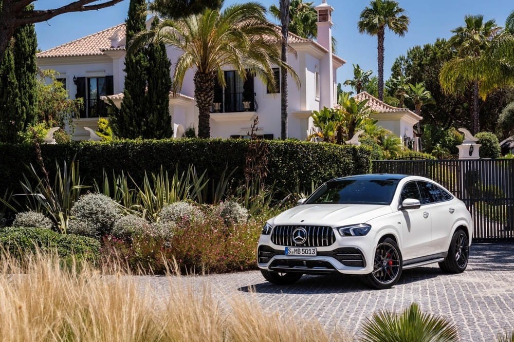 Hôm nay (26/4), Mercedes-AMG GLE 53 4Matic+ Coupe 2021 đã chính thức được ra mắt Việt Nam. Hôm nay (26/4), Mercedes-AMG GLE 53 4Matic+ Coupe 2021 đã chính thức được ra mắt Việt Nam.