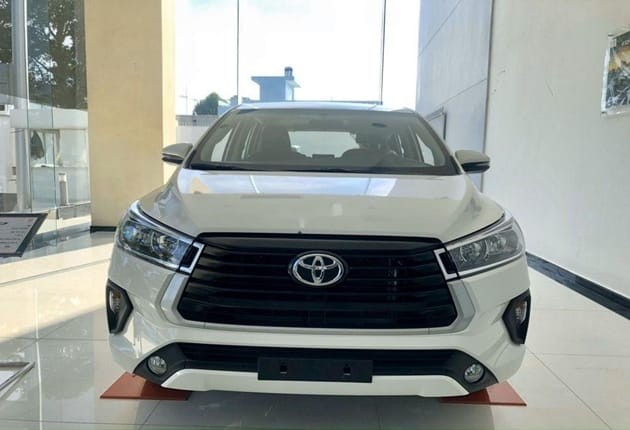 Toyota Innova -3