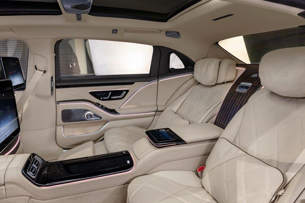 Ghế thương gia ở phía sau của Mercedes-Maybach S-Class 2021 Mercedes-Maybach S-Class 2021-6