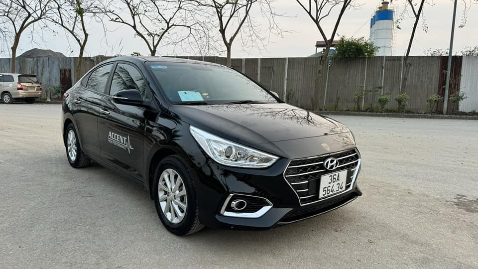 Cần bán hyndai Accent 2019 số sàn