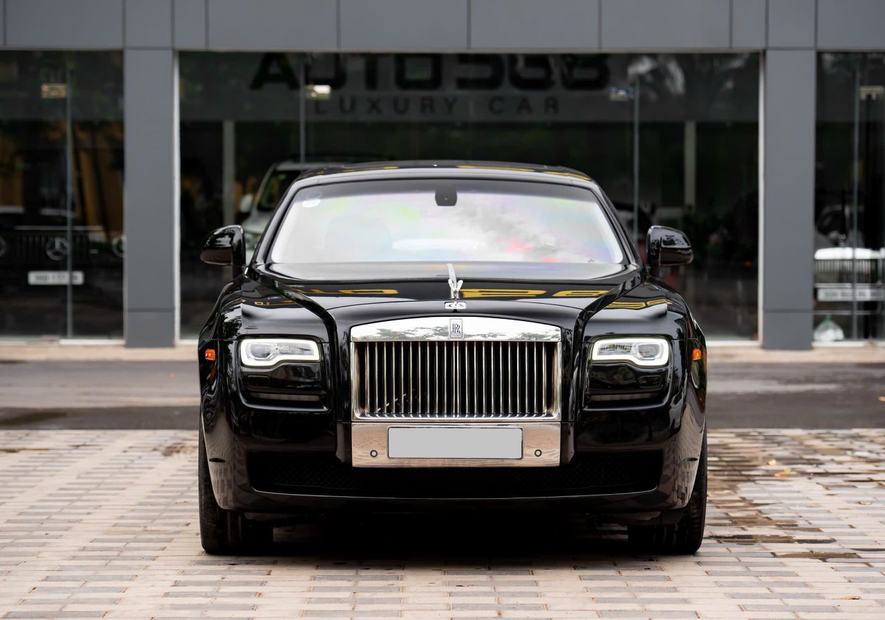 Rolls-Royce Ghost 2010 – Đẳng Cấp Doanh Nhân, Giá Cực Tốt