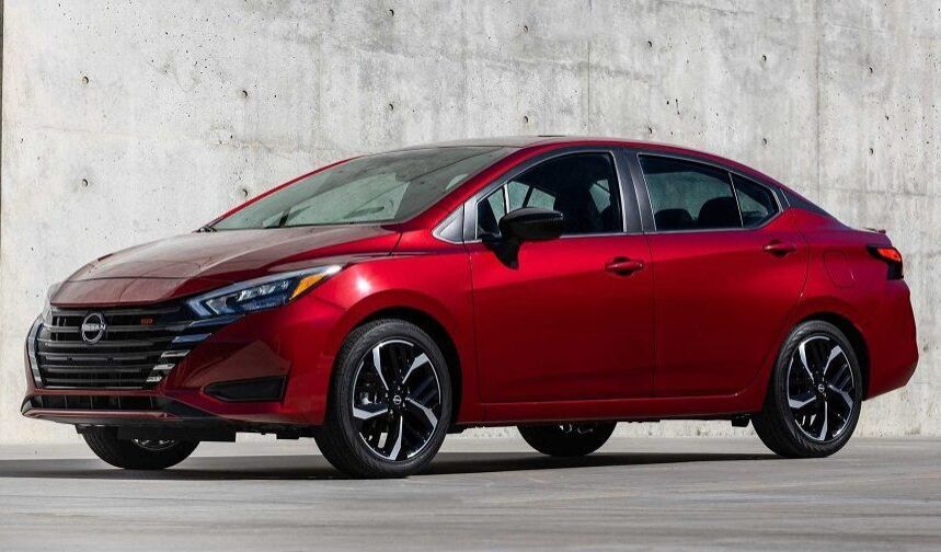 Nissan Versa 2024