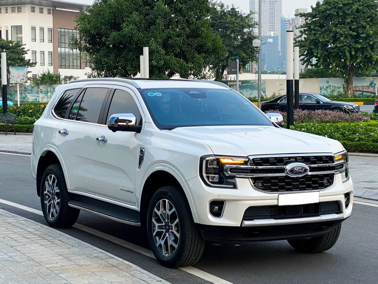 ĐÓN HÈ HỨNG KHỞI CÙNG NHA TRANG FORD