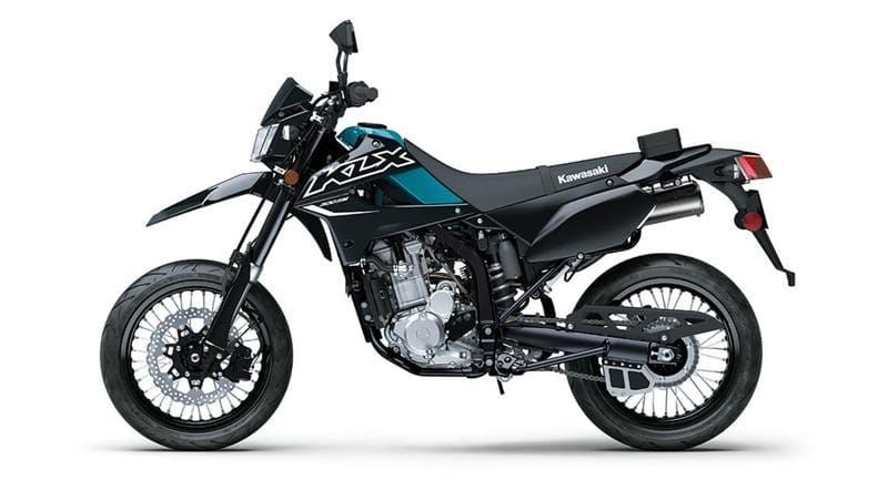 Kawasaki KLX300SM 2022 không có thay đổi về ngoại hình cũng như trang bị cơ bản
