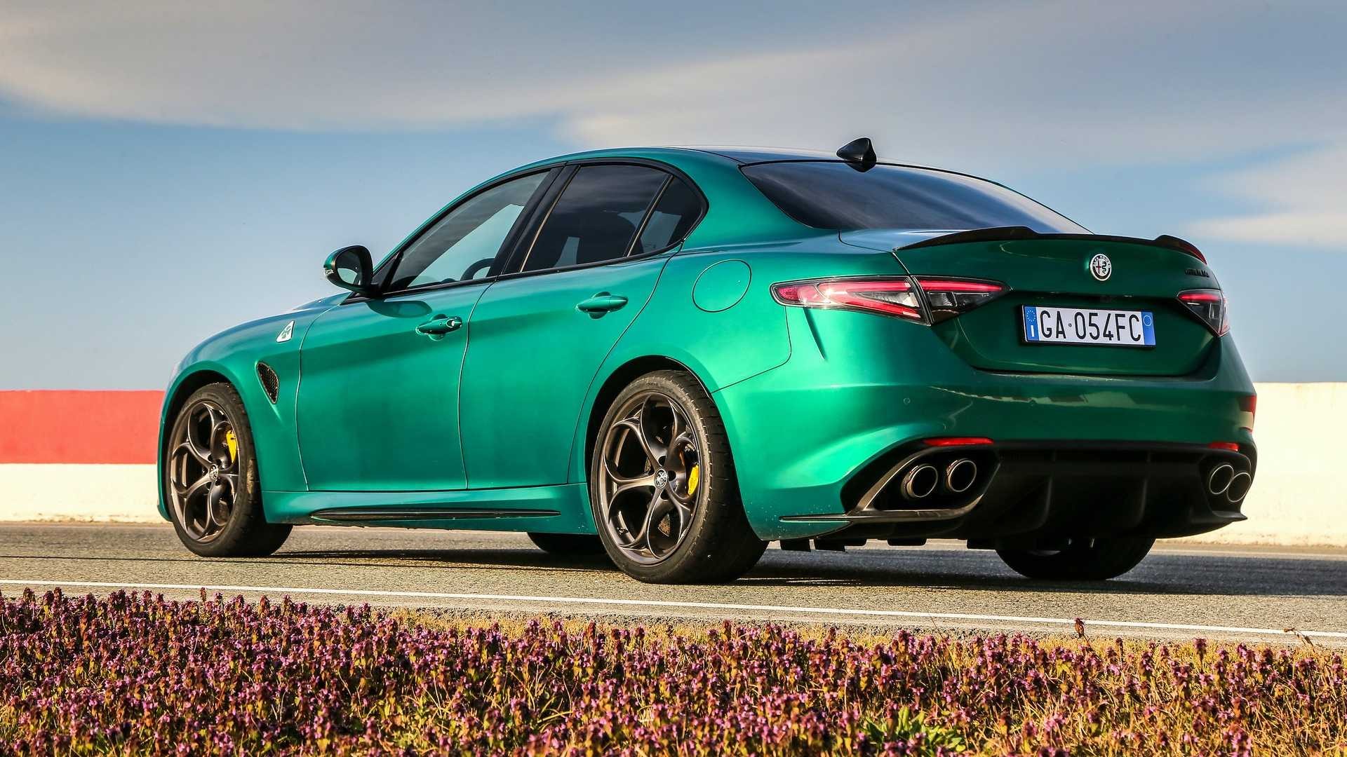 2021 Alfa Romeo Giulia Quadrifoglio