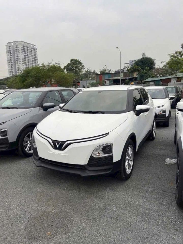 VINFAST VF5 – NHẬN XE LĂN BÁNH CHỈ 59 TRIỆU