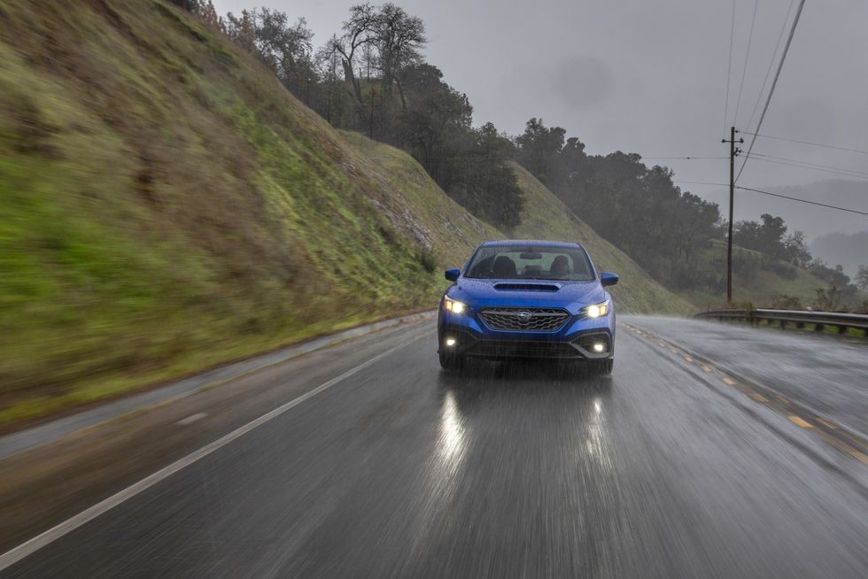 Giá xe Subaru WRX 2022