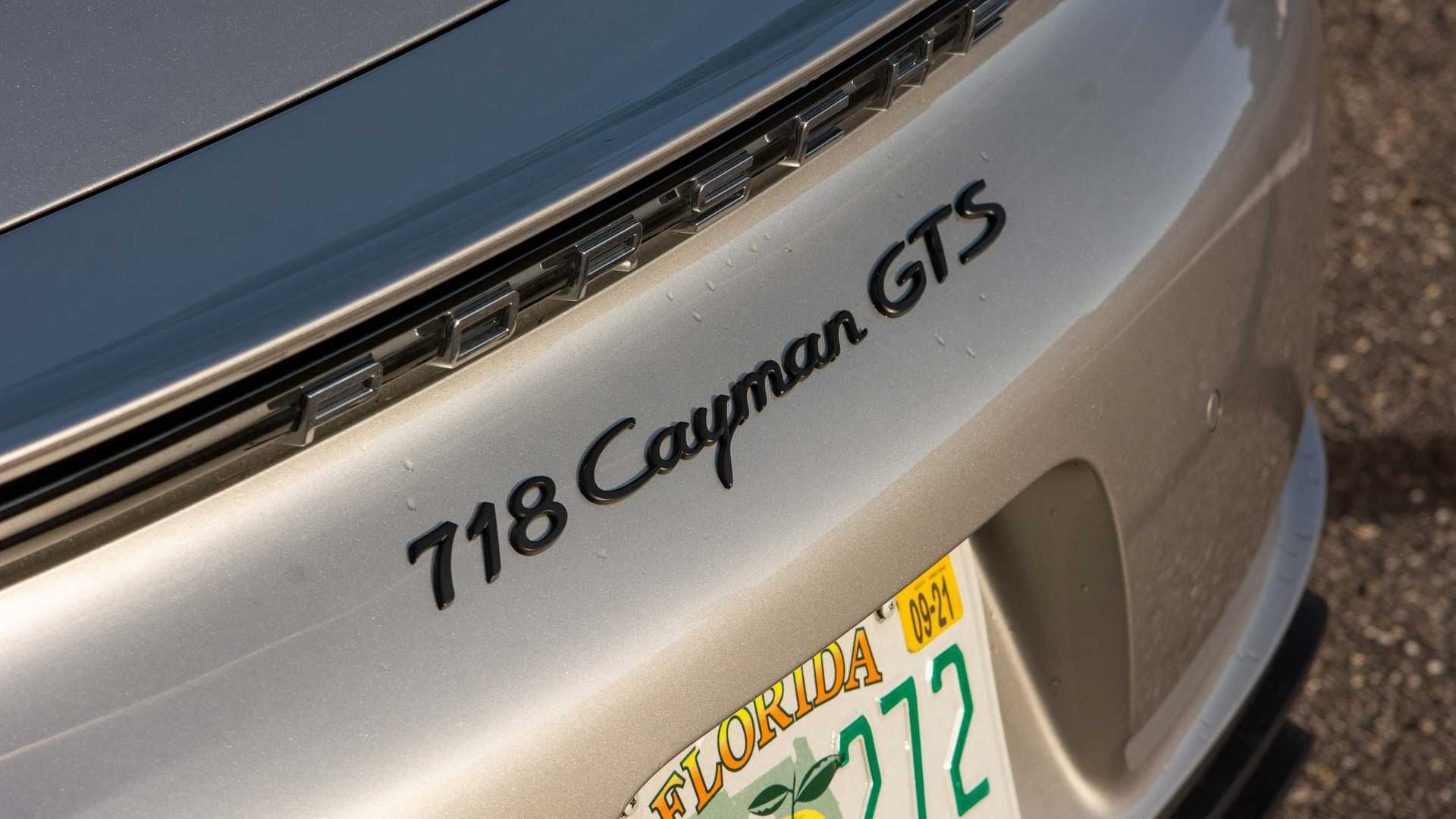 Giá xe Porsche 718 Cayman GTS 4.0 2021
