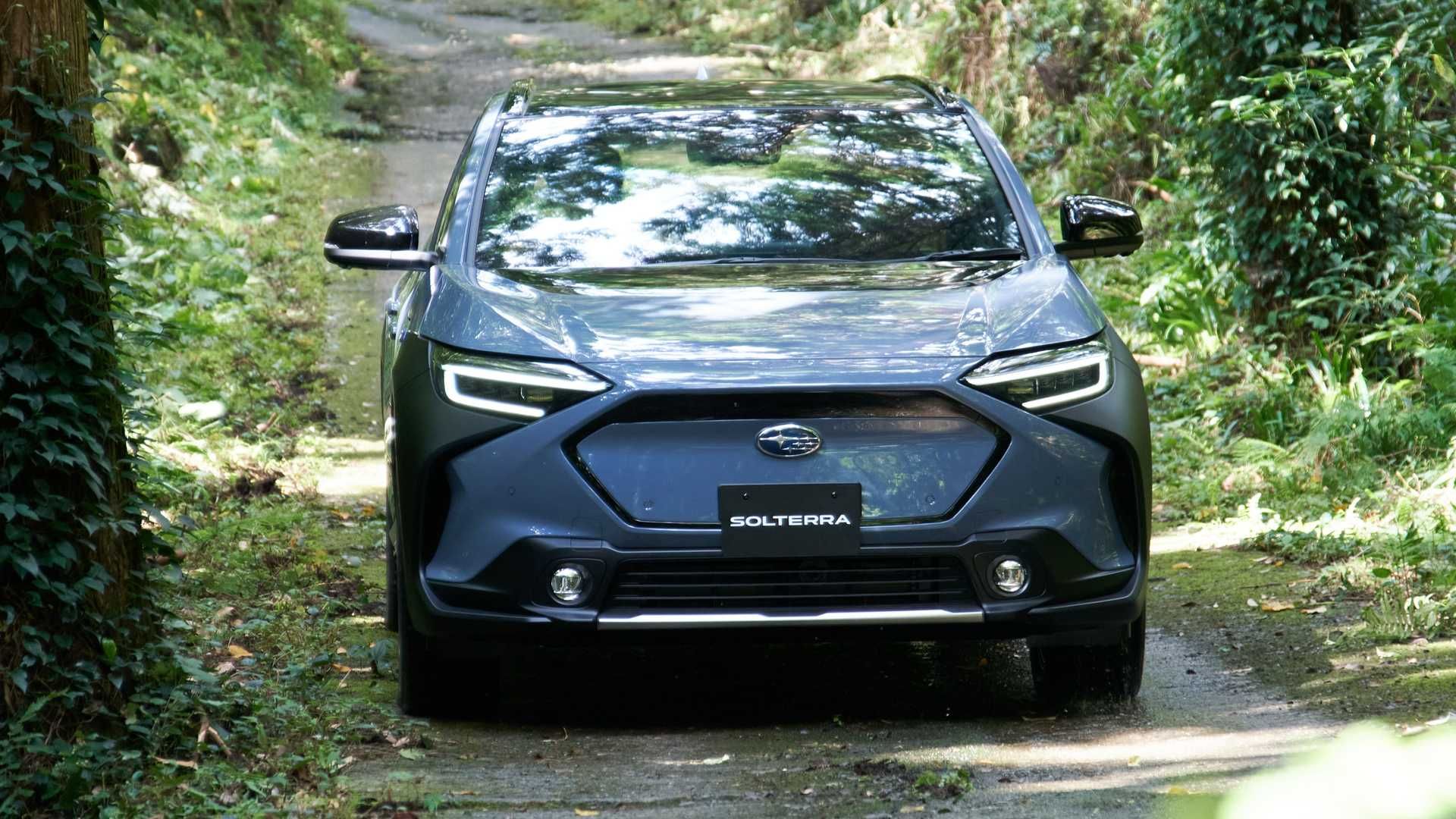 Solterra 2023 ra mắt Nhật Bản