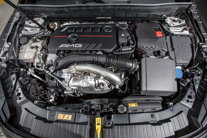 Động cơ, vân hành Mercedes-AMG GLB 35 4Matic