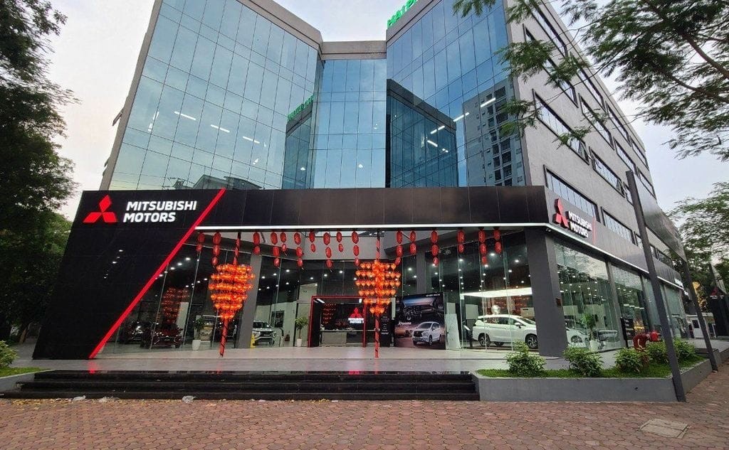 Mitsubishi Việt Hồng