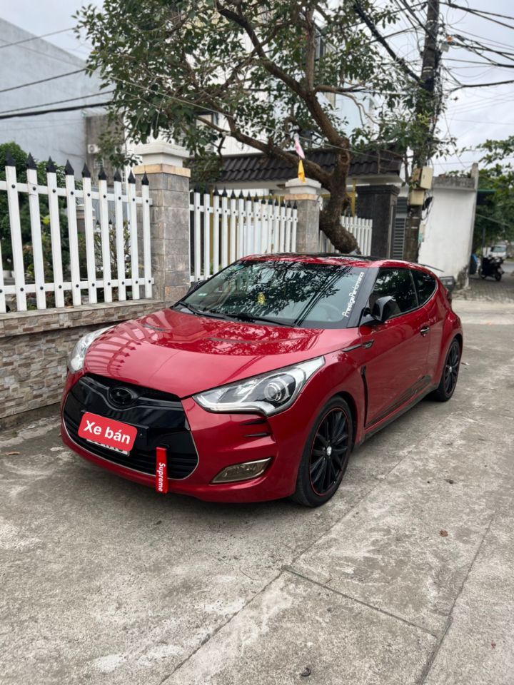 CHÍNH CHỦ CẦN BÁN XE Huyndai Veloster date 2011 Nhập Korea
