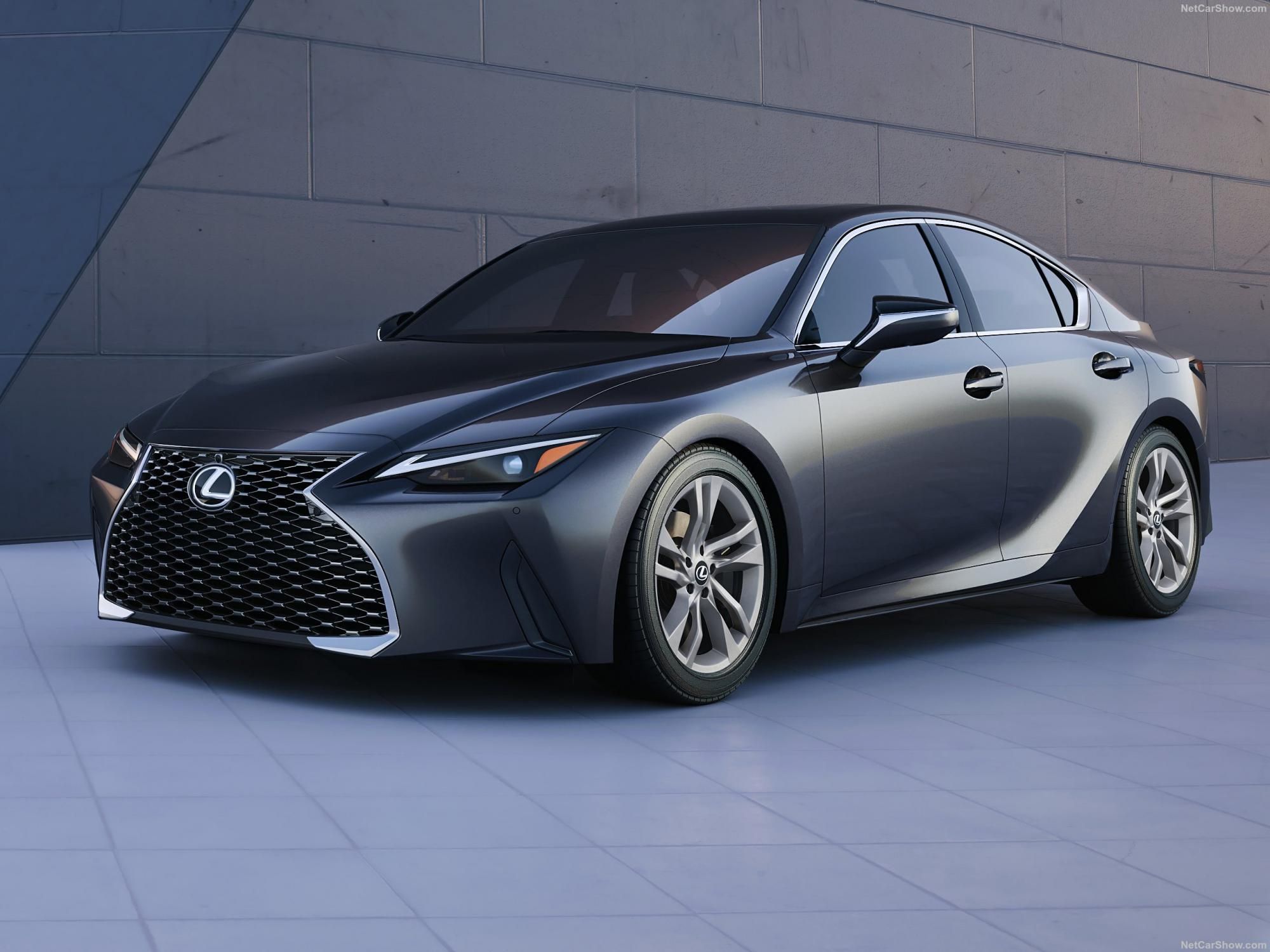 Lexus chính thức giới thiệu dòng IS 2021 thế hệ mới tại Việt Nam, cạnh tranh BMW và Mercedes-Benz