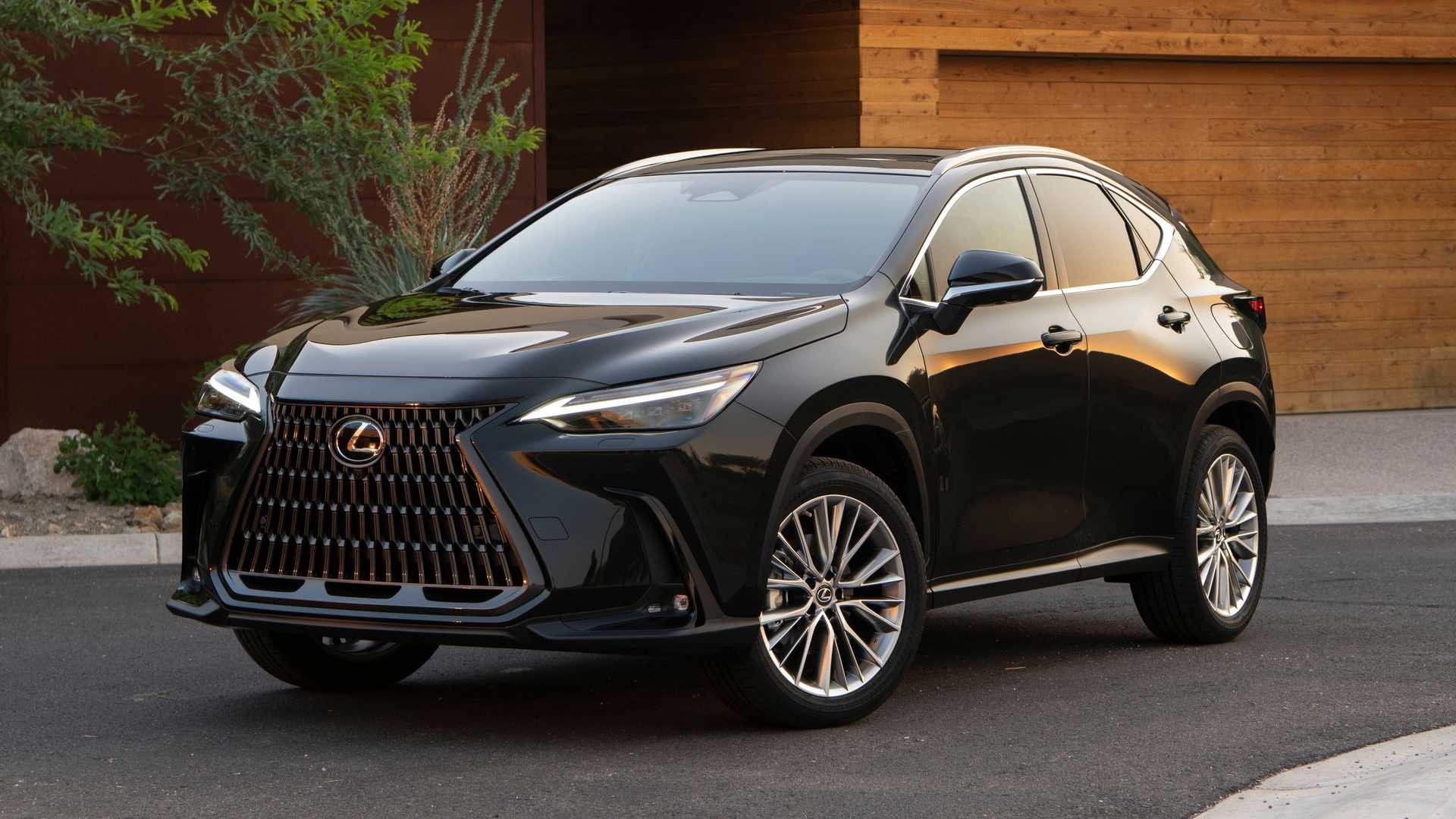 Lexus NX 2022
