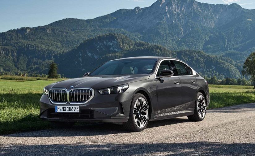 BMW 530e và 550e 2024