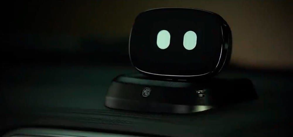 Rô-bốt tương tác của MG Astor 2021 có thể quay sang lắng nghe bạn nói Rô-bốt tương tác của MG Astor 2021 có thể quay sang lắng nghe bạn nói