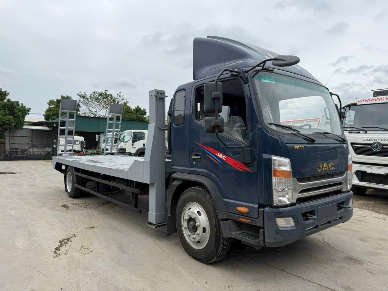Em còn 1 xe (có sẵn- duy nhất) mới 100%.