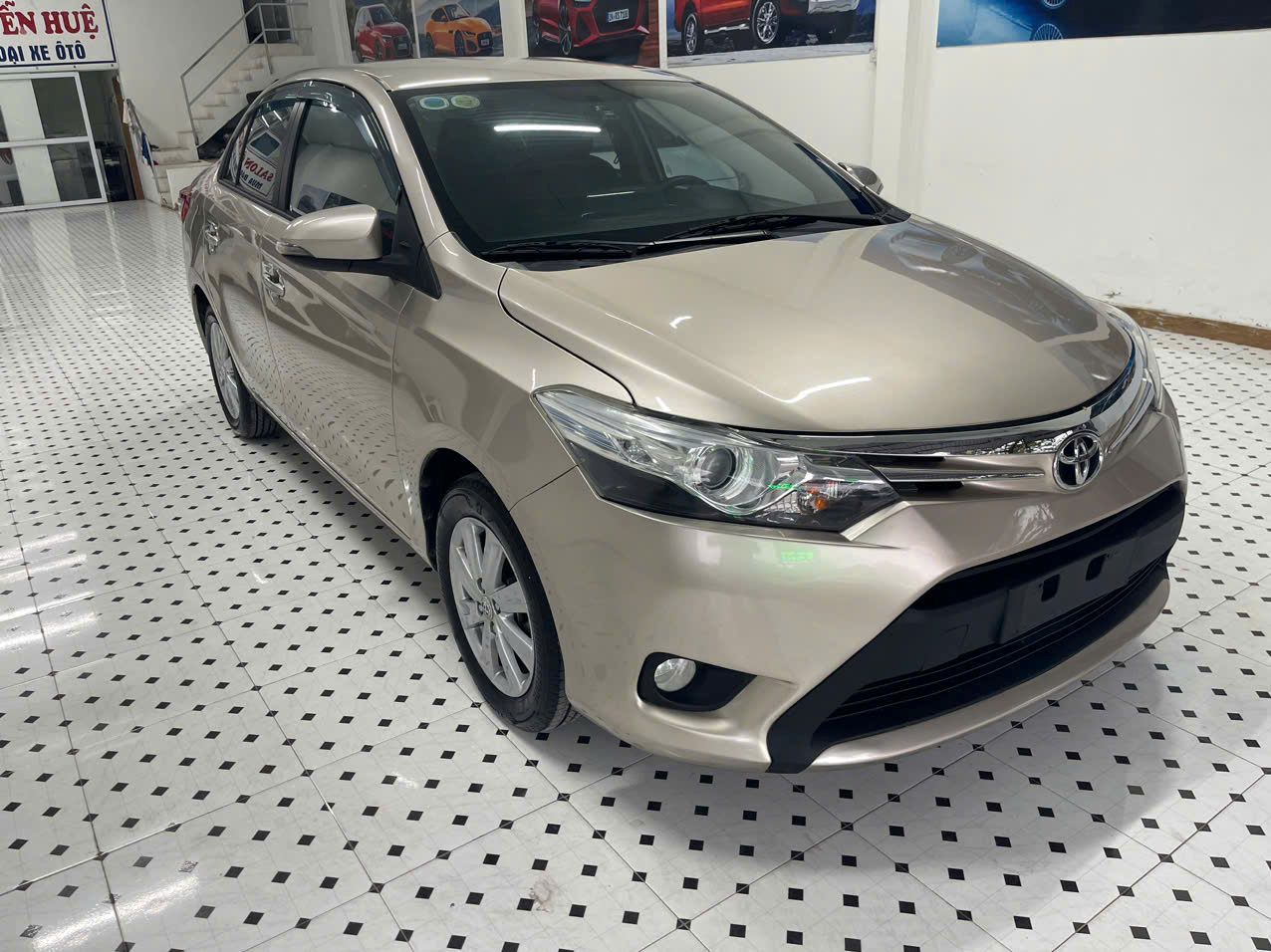 Cần Bán Xe  Toyota Vios 1.5 G Sản Xuất Năm 2015