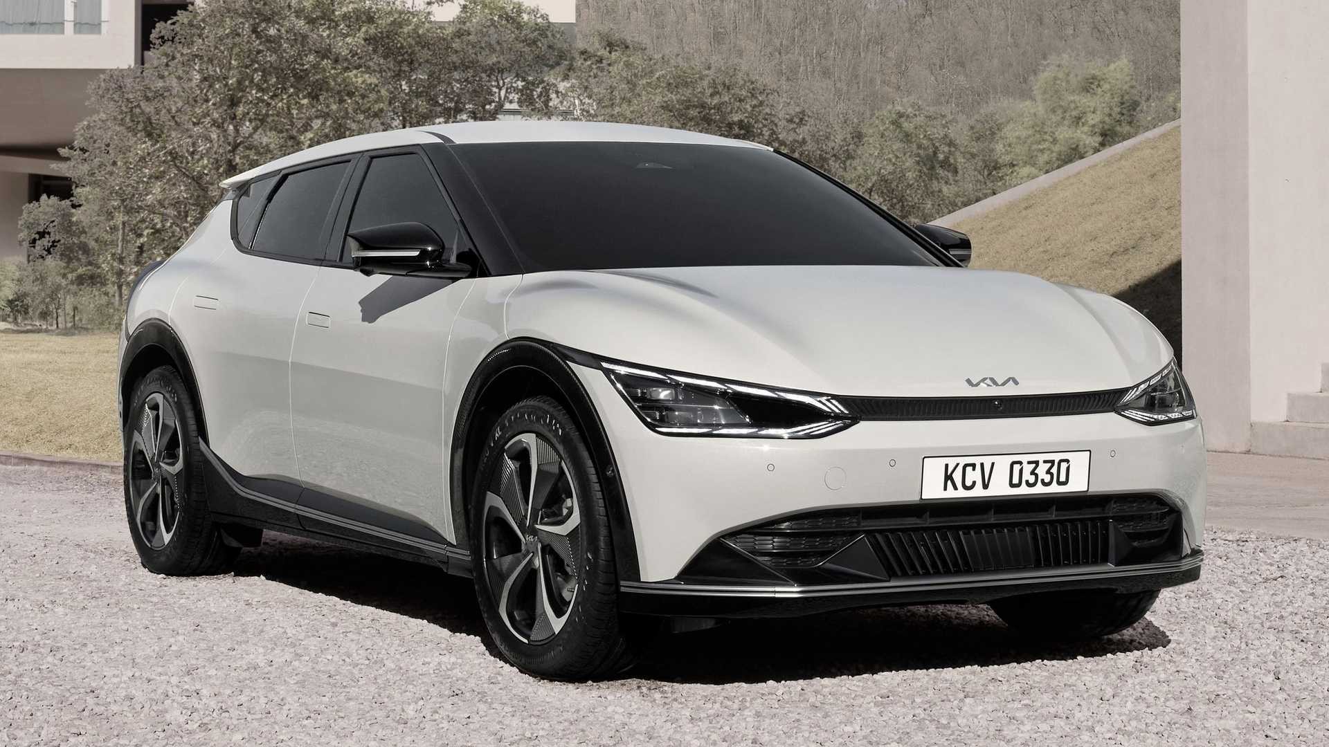 Kia vén màn mẫu ô tô chạy điện đầu tay mang tên EV6
