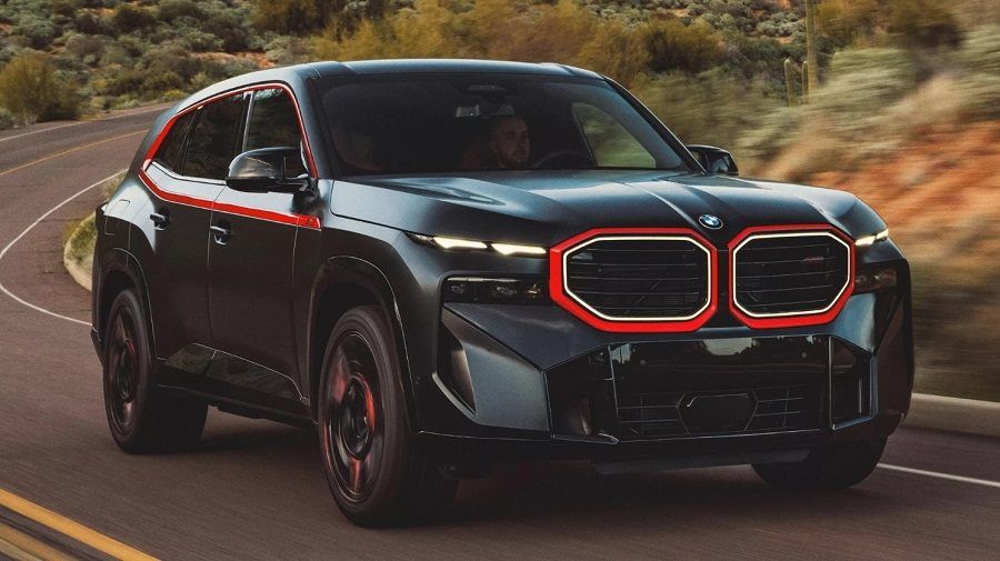 BMW XM 2024