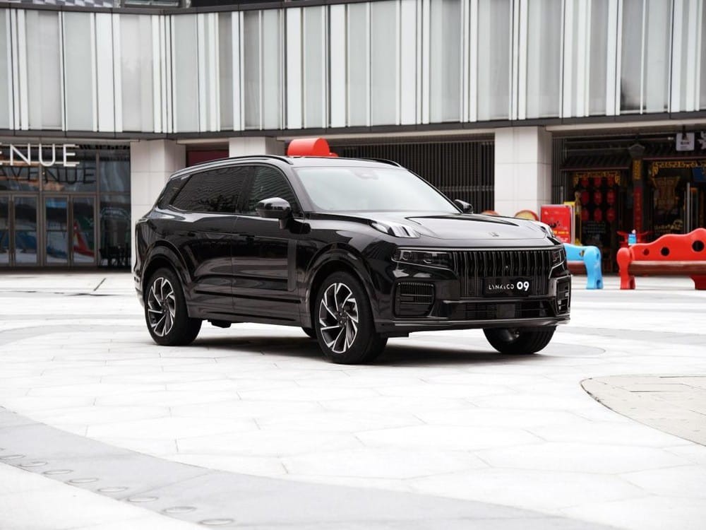 Lynk & Co 09 bản cấp thấp