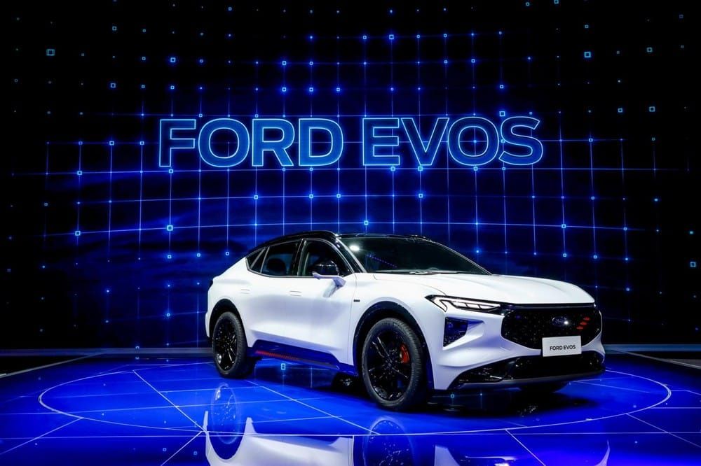 Ford Evos trình làng tại Trung Quốc